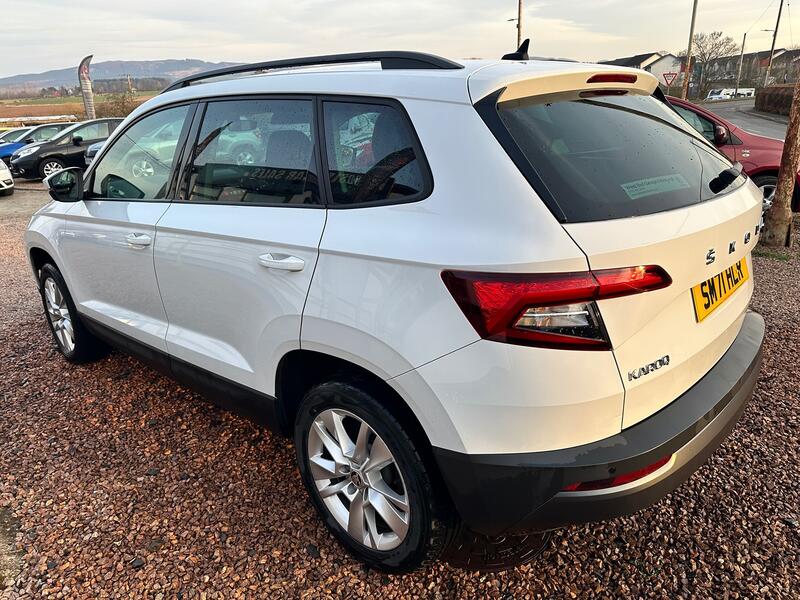 View SKODA KAROQ 1.5 TSI ACT SE Technology